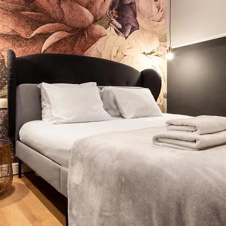 Апартаменты Househost Apartment: Lazarza Ii Street