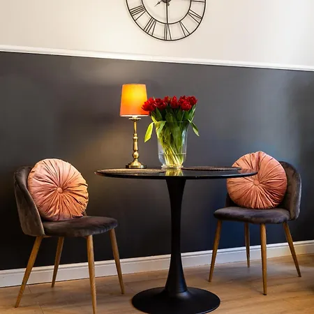 Househost Apartment: Lazarza Ii Street Апартаменты Краков