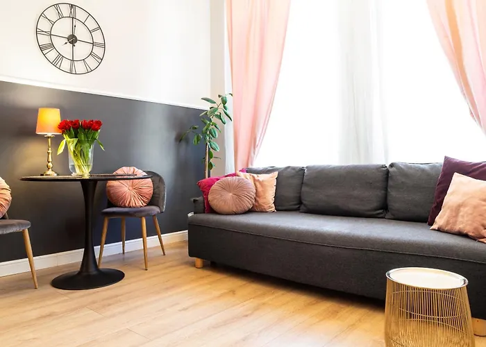 شقة Househost Apartment: Lazarza Ii Street