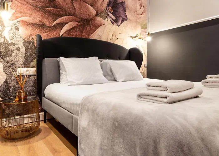 شقة Househost Apartment: Lazarza Ii Street