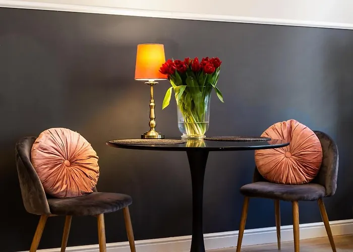 Househost Apartment: Lazarza Ii Street شقة كراكوفيا